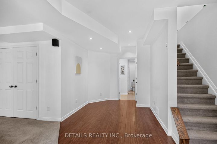 Photo 33 at 250 Flodden Way, Nepean (Barrhaven East), Ottawa
