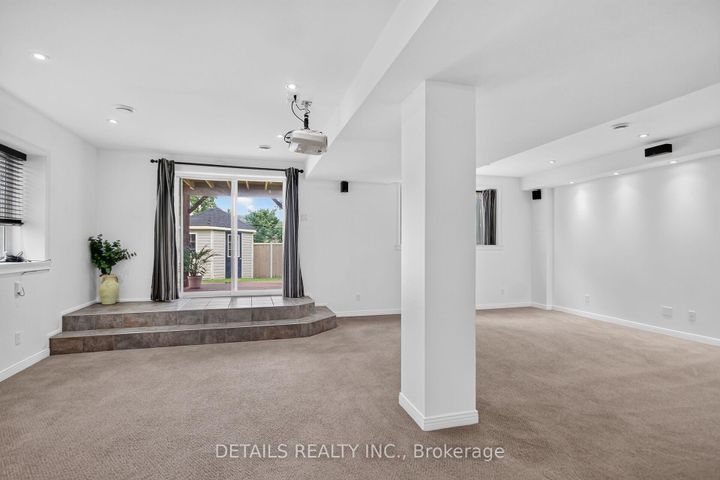 Photo 37 at 250 Flodden Way, Nepean (Barrhaven East), Ottawa