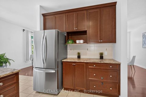 Photo 17 at 250 Flodden Way, Nepean (Barrhaven East), Ottawa