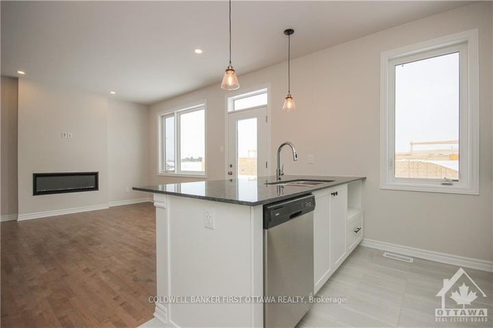 Photo 11 at 72 FOCALITY Crescent, Nepean (Half Moon Bay), Ottawa
