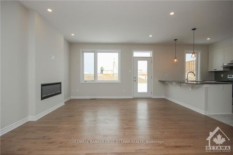 Photo 5 at 72 FOCALITY Crescent, Nepean (Half Moon Bay), Ottawa