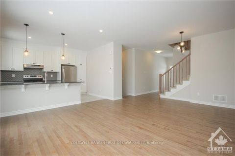 Photo 8 at 72 FOCALITY Crescent, Nepean (Half Moon Bay), Ottawa