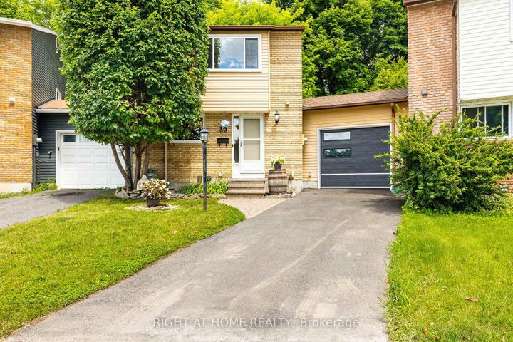 Photo 2 at 30 Berkshire Way, Nepean (Pheasant Run), Ottawa