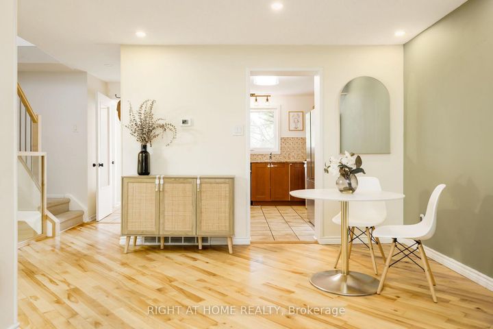 Photo 10 at 30 Berkshire Way, Nepean (Pheasant Run), Ottawa