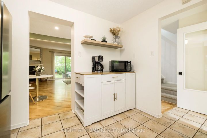 Photo 14 at 30 Berkshire Way, Nepean (Pheasant Run), Ottawa