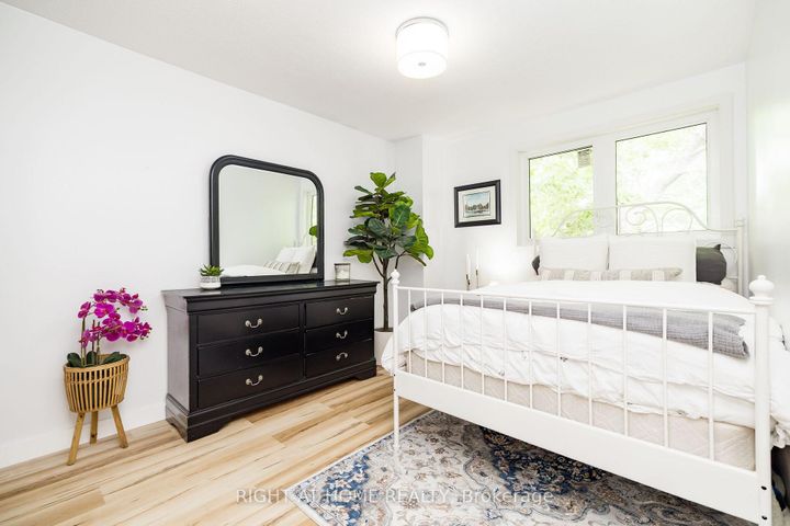 Photo 23 at 30 Berkshire Way, Nepean (Pheasant Run), Ottawa