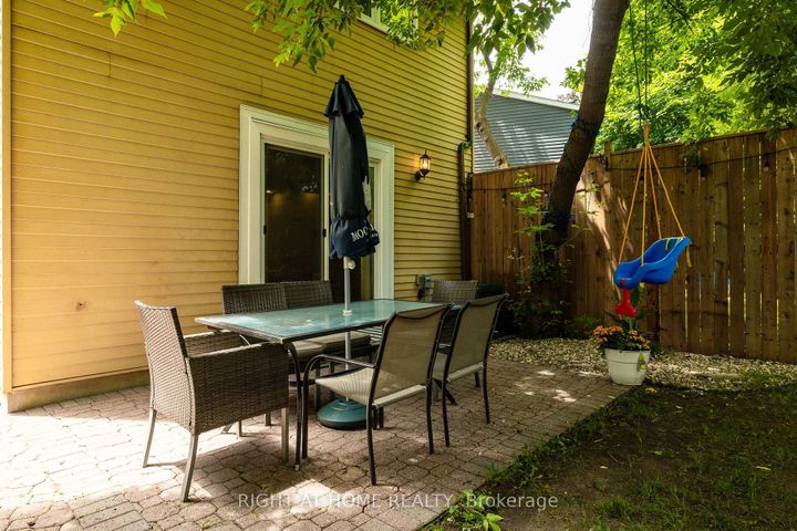 Photo 34 at 30 Berkshire Way, Nepean (Pheasant Run), Ottawa