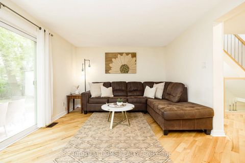 Photo 7 at 30 Berkshire Way, Nepean (Pheasant Run), Ottawa