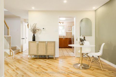 Photo 10 at 30 Berkshire Way, Nepean (Pheasant Run), Ottawa