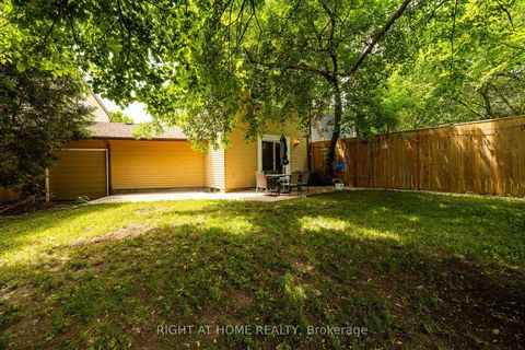 Photo 31 at 30 Berkshire Way, Nepean (Pheasant Run), Ottawa