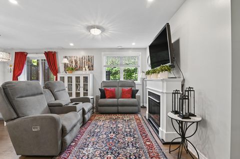 Photo 5 at 2 - 345 Tribeca Private, Nepean (Longfields), Ottawa