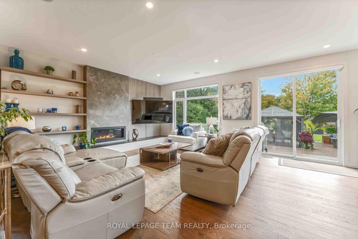 Photo 6 at 1546 Claymor Avenue, Nepean (Carleton Heights), Ottawa