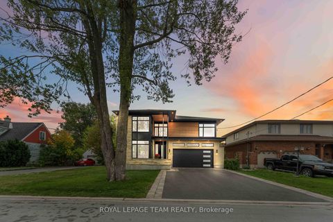 Photo 0 at 1546 Claymor Avenue, Nepean (Carleton Heights), Ottawa