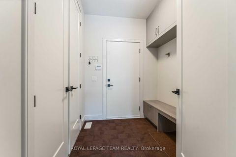 Photo 15 at 1546 Claymor Avenue, Nepean (Carleton Heights), Ottawa