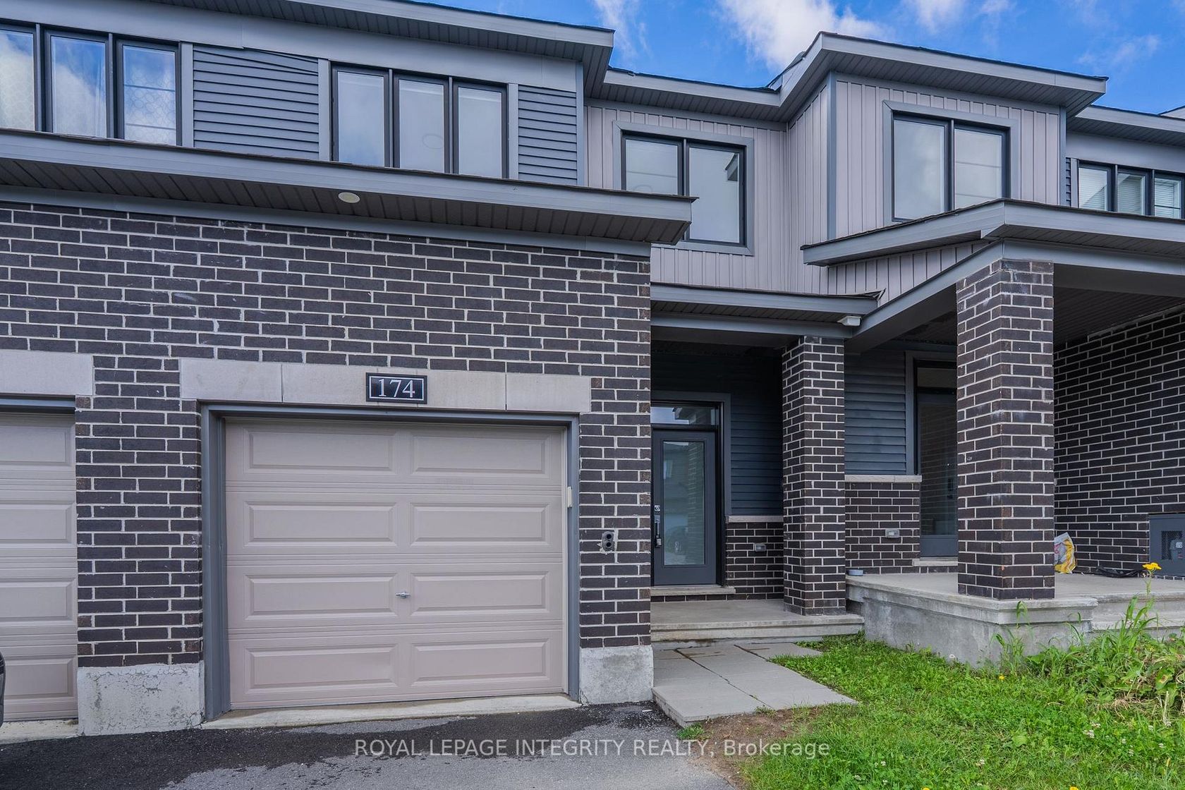 174 NAMASTE Walk, Nepean (Heritage Park), Ottawa 