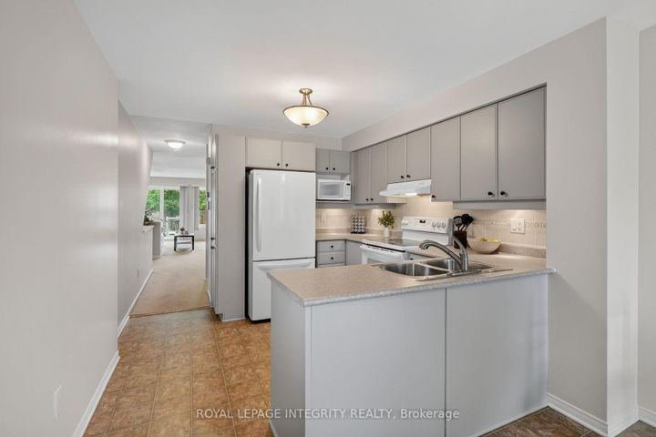 Photo 4 at 795 Longfields Drive, Nepean (Longfields), Ottawa