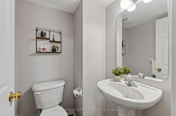 Photo 10 at 795 Longfields Drive, Nepean (Longfields), Ottawa