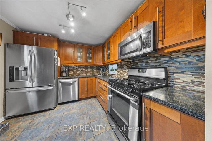 Photo 3 at 66 Tedwyn Drive, Nepean (Pheasant Run), Ottawa