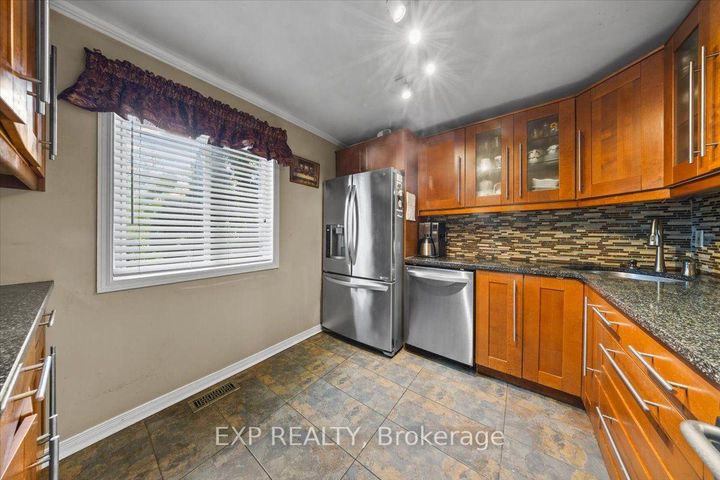 Photo 5 at 66 Tedwyn Drive, Nepean (Pheasant Run), Ottawa