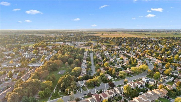 Photo 35 at 66 Tedwyn Drive, Nepean (Pheasant Run), Ottawa