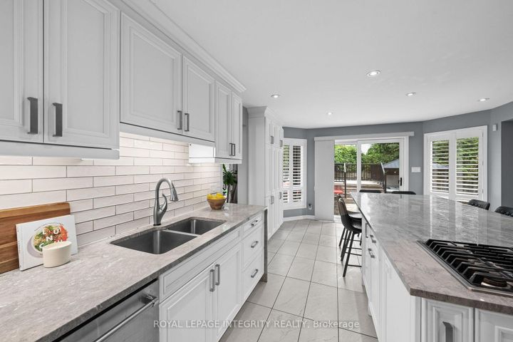 Photo 13 at 3 Nakota Way, Nepean (Longfields), Ottawa