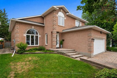 Photo 1 at 3 Nakota Way, Nepean (Longfields), Ottawa