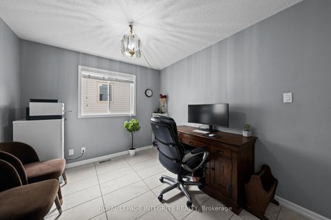 Photo 18 at 3 Nakota Way, Nepean (Longfields), Ottawa