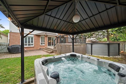 Photo 32 at 3 Nakota Way, Nepean (Longfields), Ottawa