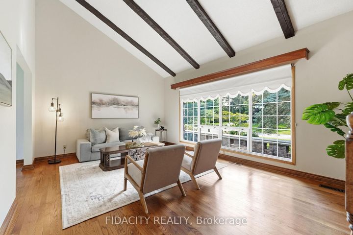 Photo 5 at 45 Cortleigh Drive, Nepean (Hearts Desire), Ottawa