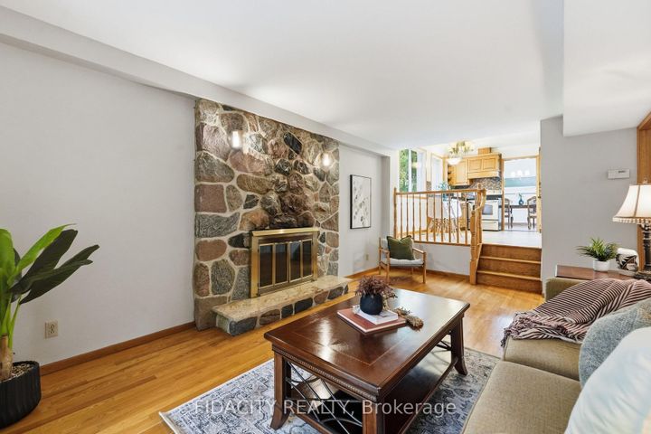 Photo 17 at 45 Cortleigh Drive, Nepean (Hearts Desire), Ottawa