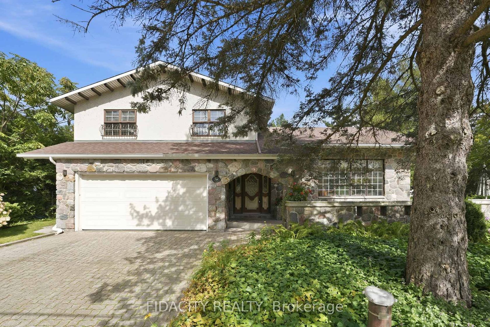 45 Cortleigh Drive, Nepean (Hearts Desire), Ottawa 