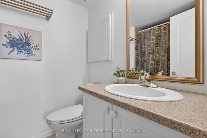 Photo 17 at 256 Cresthaven Drive, Nepean (Barrhaven East), Ottawa
