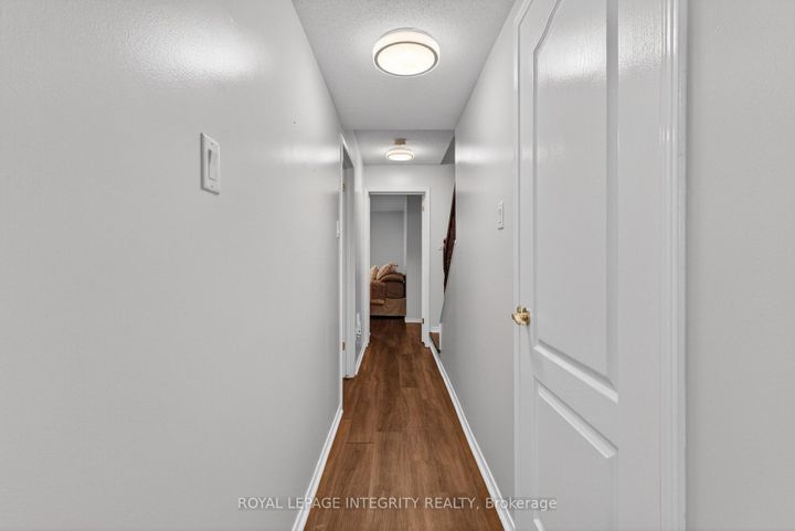 Photo 18 at 256 Cresthaven Drive, Nepean (Barrhaven East), Ottawa