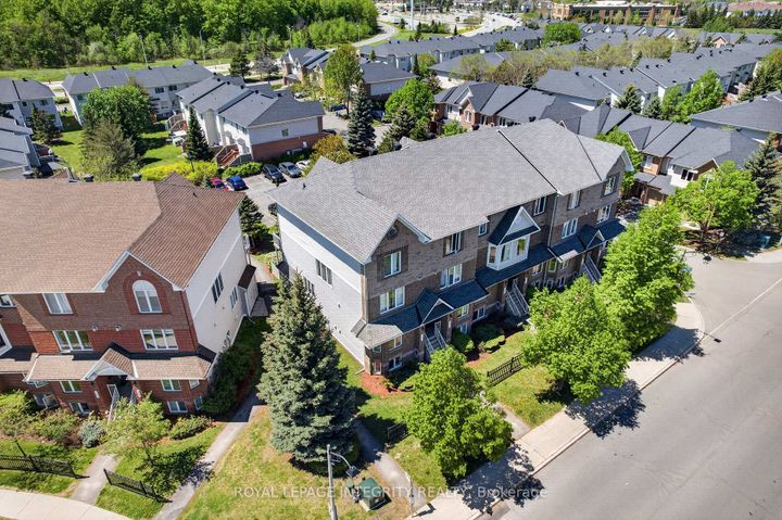 Photo 26 at 256 Cresthaven Drive, Nepean (Barrhaven East), Ottawa