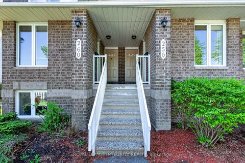 Photo 2 at 256 Cresthaven Drive, Nepean (Barrhaven East), Ottawa