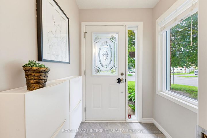 Photo 3 at 39 Ready Way, Nepean (Pheasant Run), Ottawa
