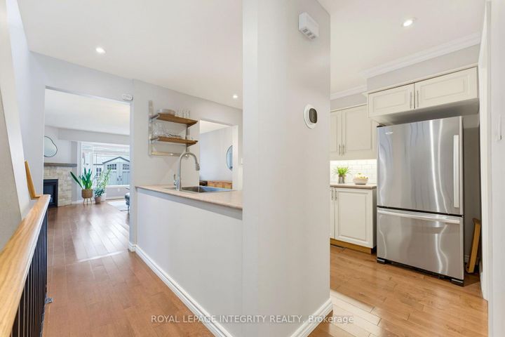 Photo 7 at 39 Ready Way, Nepean (Pheasant Run), Ottawa