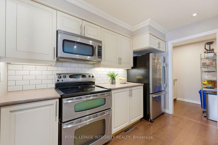 Photo 9 at 39 Ready Way, Nepean (Pheasant Run), Ottawa