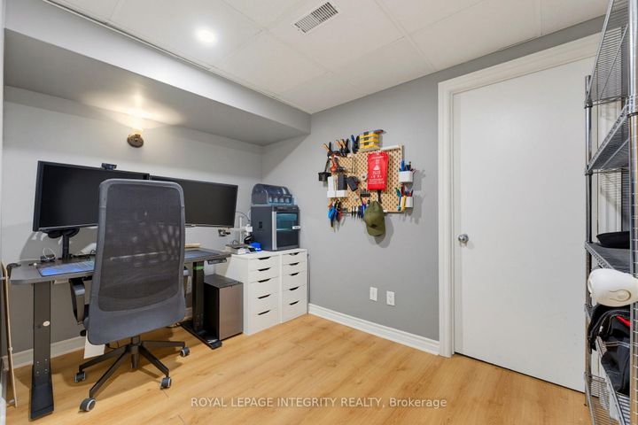 Photo 33 at 39 Ready Way, Nepean (Pheasant Run), Ottawa