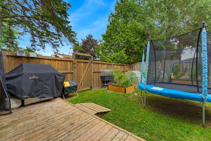 Photo 39 at 39 Ready Way, Nepean (Pheasant Run), Ottawa
