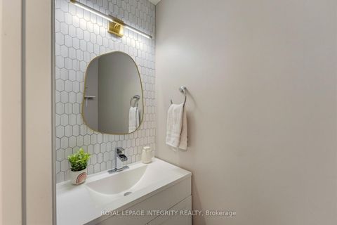 Photo 5 at 39 Ready Way, Nepean (Pheasant Run), Ottawa