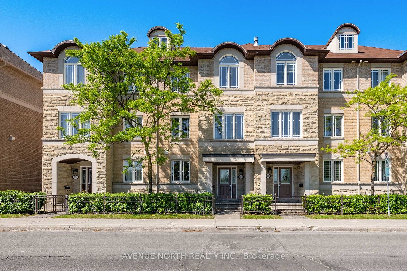 122B Centrepointe Drive, Nepean (Centrepointe), Ottawa 