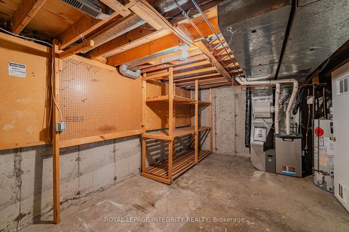 Photo 20 at 32C Benlea Drive, Nepean (Tanglewood), Ottawa