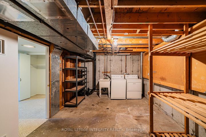 Photo 21 at 32C Benlea Drive, Nepean (Tanglewood), Ottawa