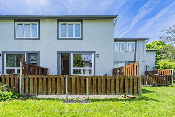 Photo 27 at 32C Benlea Drive, Nepean (Tanglewood), Ottawa