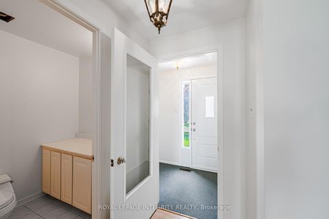 Photo 1 at 32C Benlea Drive, Nepean (Tanglewood), Ottawa
