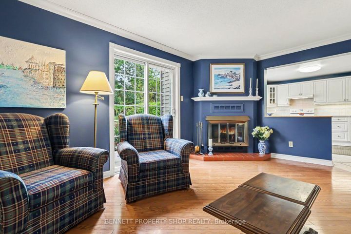 Photo 12 at 44 Farm Gate Crescent, Nepean (Borden Farm/Stewart Farm/Carleton Heights/Parkwood Hills), Ottawa