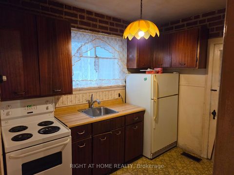 Photo 4 at 88 Lees Avenue, Ottawa East, Ottawa