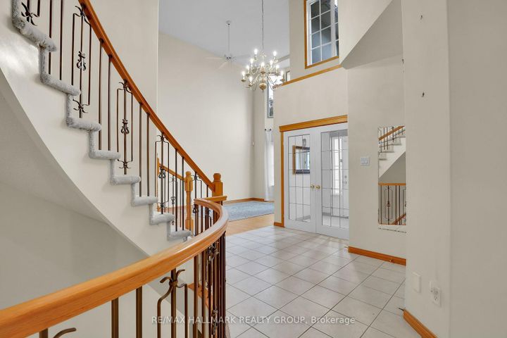 Photo 6 at 11 Riverstone Drive, Nepean (Stonebridge), Ottawa