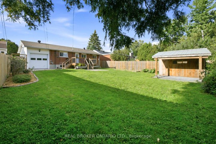 Photo 44 at 82 Meadowlands Drive W, Nepean (Meadowlands/Crestview), Ottawa